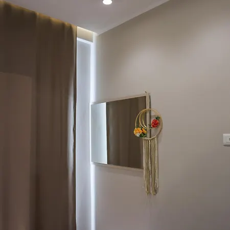 Alex - Drymades Lejlighed